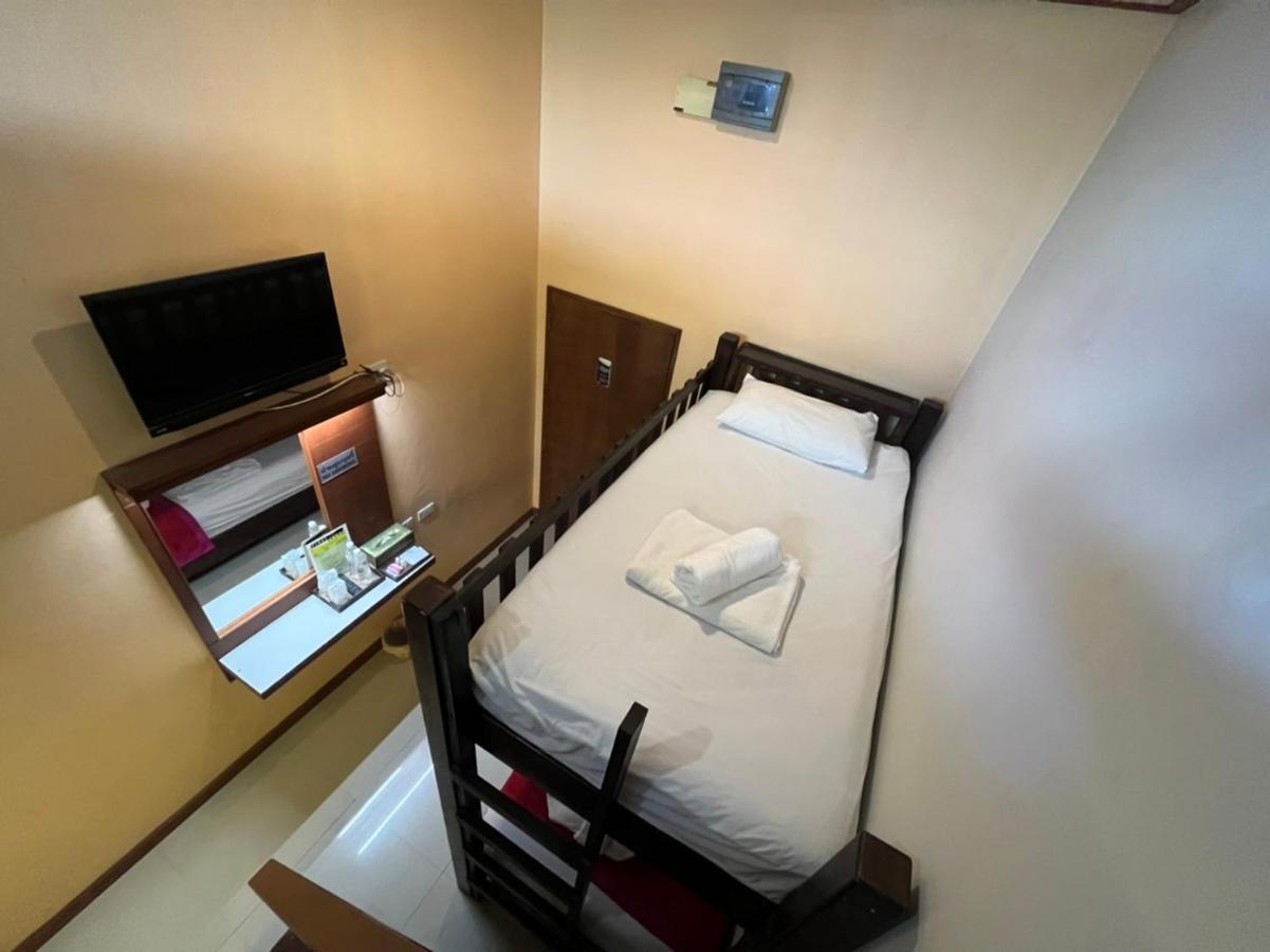 First And Frang Hotel - Koh Phangan Thong Sala Buitenkant foto