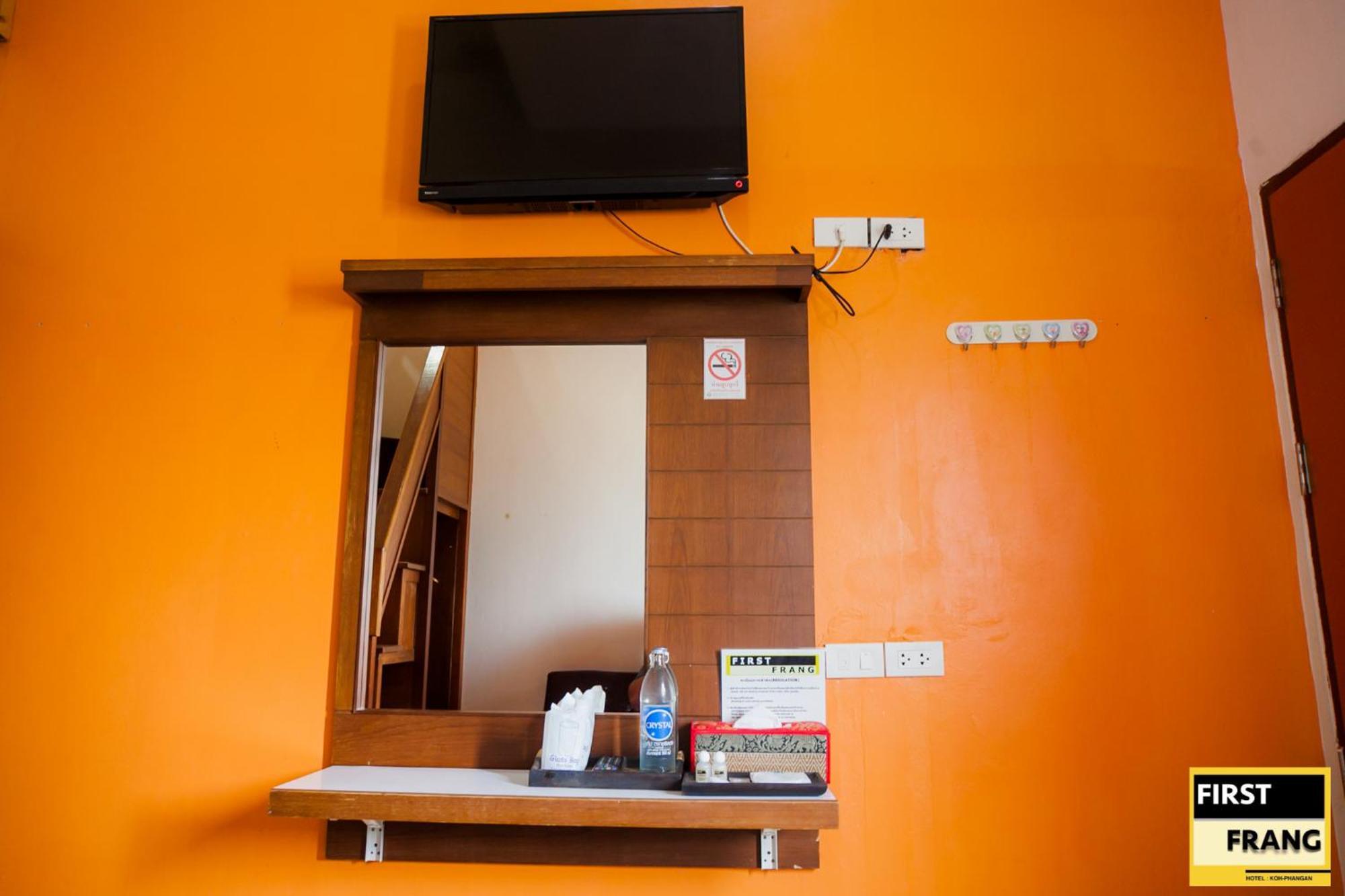 First And Frang Hotel - Koh Phangan Thong Sala Buitenkant foto