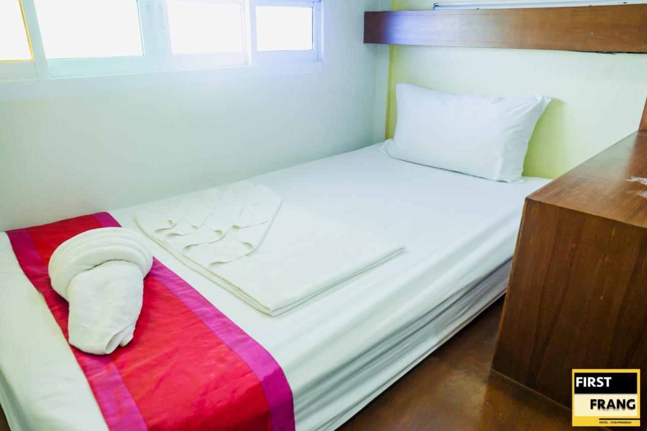 First And Frang Hotel - Koh Phangan Thong Sala Buitenkant foto